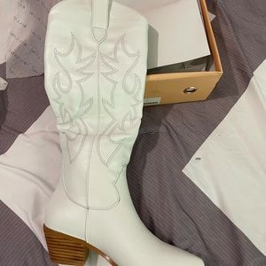 Billini Knee High white Boots